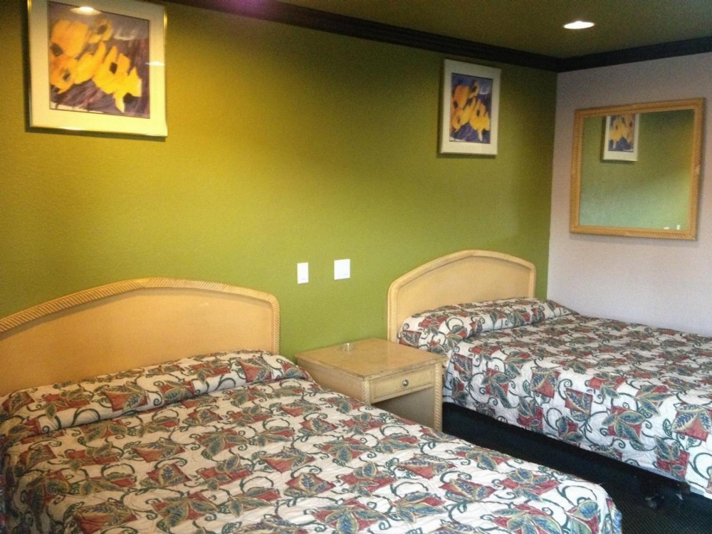 All 8 Motel