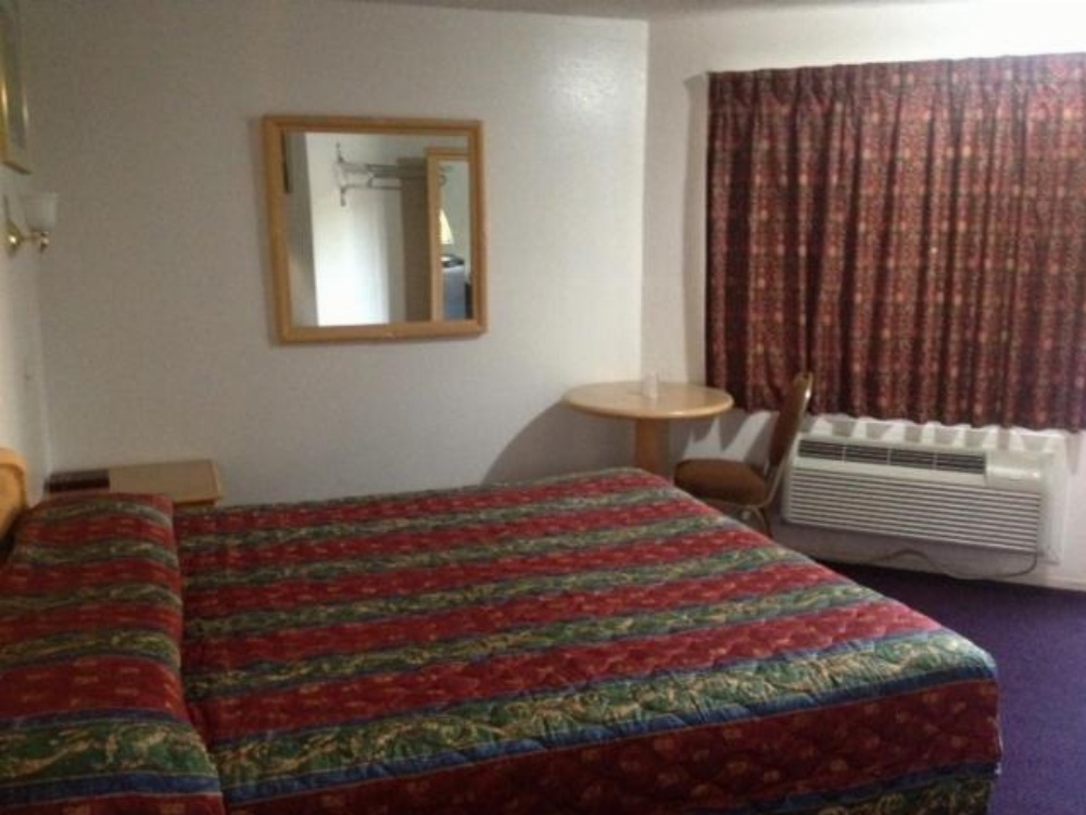 All 8 Motel