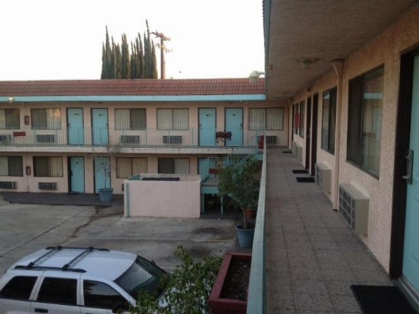 All 8 Motel image 11
